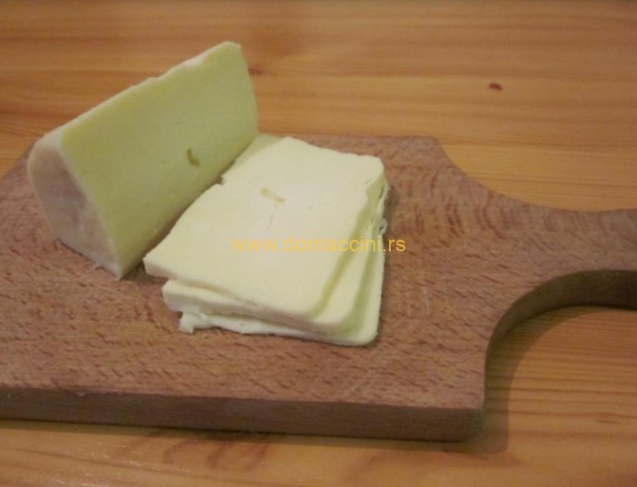 Domaći kačkavalj Domaći kačkavalj